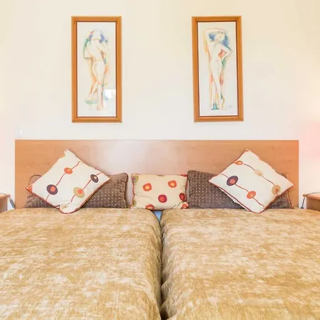 Estudios Montinhos Da Luz by Seewest Apartment