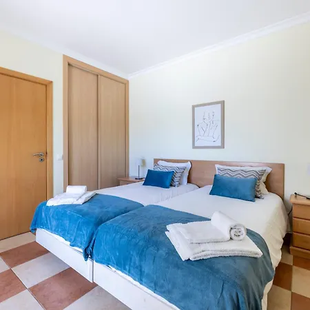 Montinhos Nature Luz